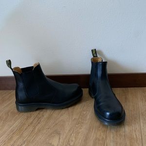 Dr.Martens Chelsea Boots!